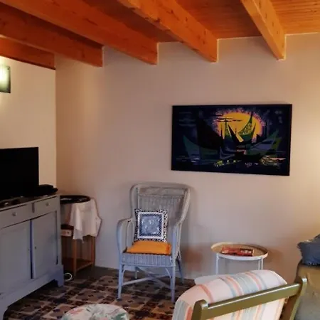 Holiday home Maison Pres Noirmoutier Pour 6 Avec Jardin - Fr-1-823-141 *
